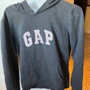 plain Gap sweater